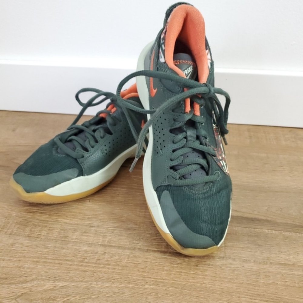 Nike Freak 2 Ashiko shoe (kids)